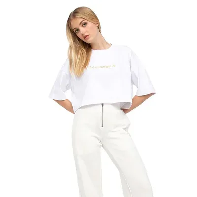 Polera crop converse
