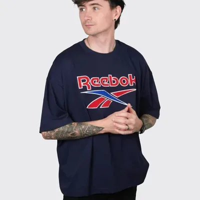 Polera morehead vintage reebok