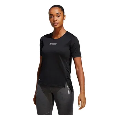Polera terrex multi adidas