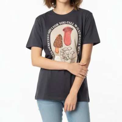 Polera gráfica oversize reef